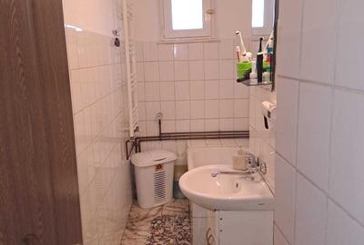 Apartament cu 2 camere decomandat în Central - 2
