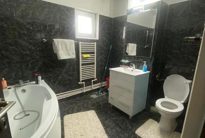 Apartament cu 3 camere decomandat în Central - 15
