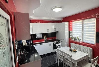 Apartament cu 3 camere decomandat în Central - 8