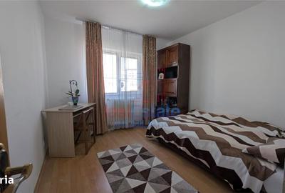 Apartament cu 3 camere decomandat în Canta - 3