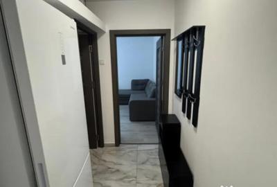 Apartament cu 2 camere semidecomandat în Craiovița Nouă