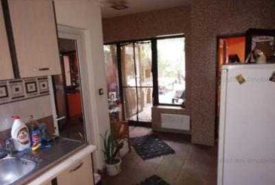 Casă cu 5 camere cu Canalizare în Central - 20