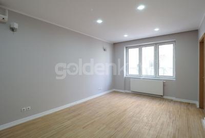 Duplex cu 8 camere cu Canalizare în Iancu Nicolae - 7