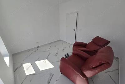 Apartament cu 2 camere decomandat în Giroc - 2