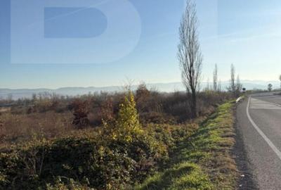 Teren de 18532 mp, în Central - 2