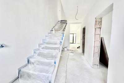 Duplex cu 4 camere cu Canalizare în Moșnița Veche - 5