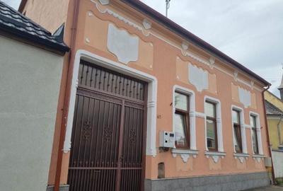 Casă cu 2 camere în Central - 6
