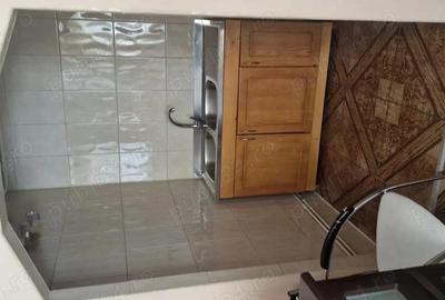 Apartament cu 2 camere decomandat în Central - 1