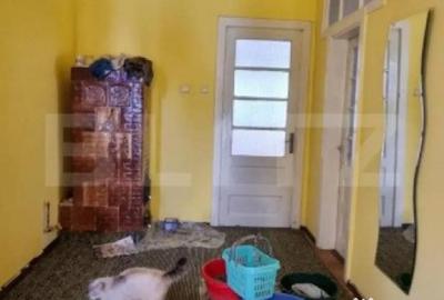 Casă cu 5 camere cu Teren 780 Mp în Democrației - 9