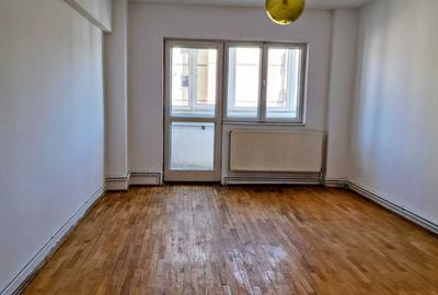 Apartament cu 2 camere semidecomandat în Drumul Carului - 2