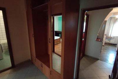 Apartament cu 3 camere decomandat în Lunei - 11