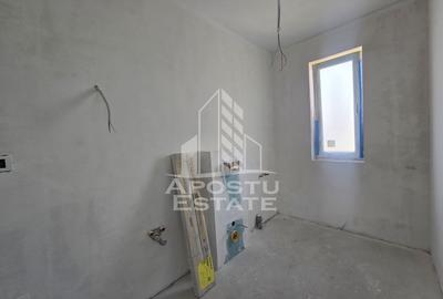Jumatate de duplex pe parter cu 3 camere si 2 bai, Sag - 9