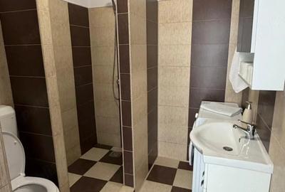 Garsonieră decomandată în Central - 9
