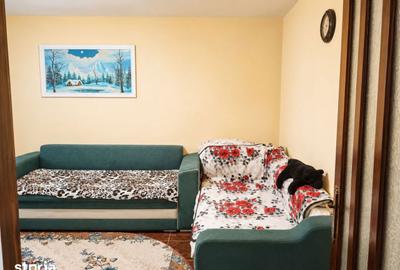 Apartament cu 3 camere decomandat în Mioriței