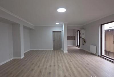 Apartament cu 3 camere semidecomandat în Dămăroaia - 18