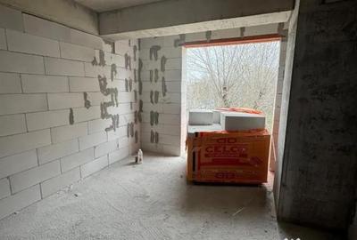 Apartament cu 3 camere decomandat în Abator - 12