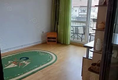 Vand apartament cu 2 camere, zona Lenin Sud - 3