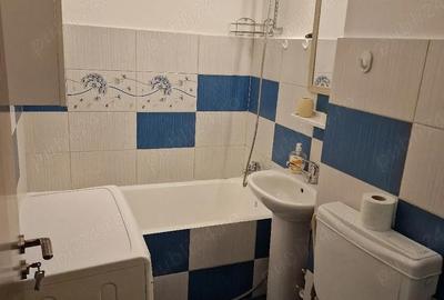 Garsonieră semidecomandată în Apărătorii Patriei