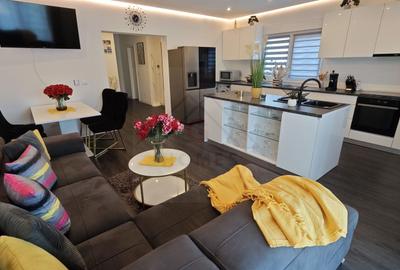 Duplex cu 5 camere cu Canalizare în Moșnița Nouă - 2