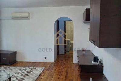 Apartament cu 2 camere, mobilat în Central - 1