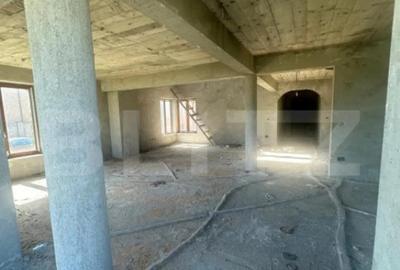 Casă cu 7 camere cu Teren 2600 Mp în Rădăuți - 11