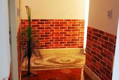 Apartament de vanzare 3camere - 9