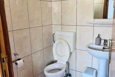 Casă individuală cu 3 camere cu Canalizare în Central - 7