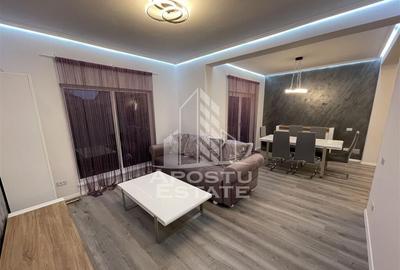 Casă cu 5 camere cu Teren 370 Mp în Dumbrăvița