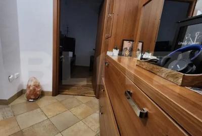 Casă cu 5 camere cu Teren 364 Mp în Central - 8