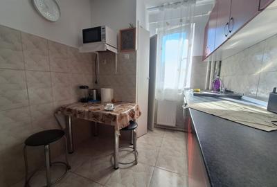 Apartament 3 camere, etaj 3/4, balcon-zona Noua - 7