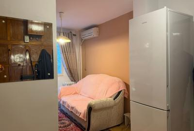 Apartament cu 3 camere semidecomandat în Titan - 15