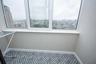 Garsonieră decomandată în 1 Mai - 1