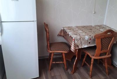 Garsonieră decomandată, mobilată în Central