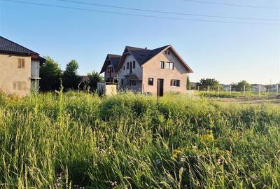 Casă cu 5 camere cu Teren 350 Mp în Lunca Cetățuii