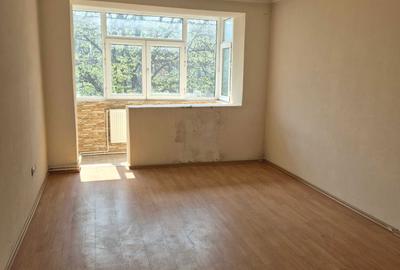 Apartament cu 3 camere decomandat în Mazepa 1 - 4