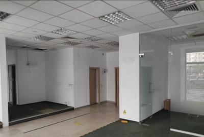 Spațiu comercial, de 105 mp, în Decebal - 1