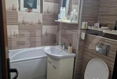 Apartament cu 4 camere decomandat în Baba-Dochia - 2