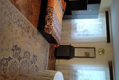 Apartament cu 3 camere decomandat în Azuga - 3