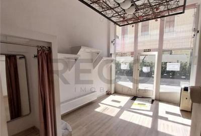 Spațiu comercial, de 21 mp, în Central - 3