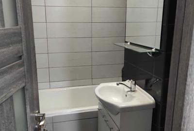 Garsonieră decomandată în Titan - 7