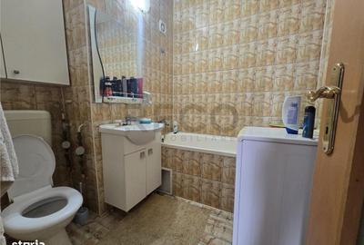Apartament cu 3 camere în Nufărul