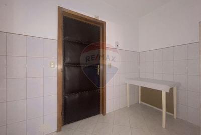 Garsonieră semidecomandată în Uzina 2 - 7