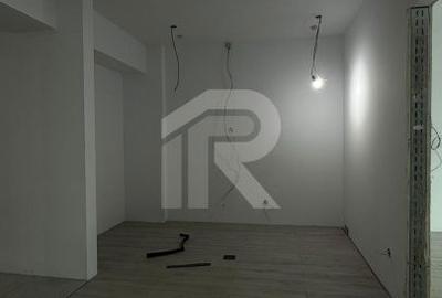 Apartament cu 3 camere decomandat în Centrul Civic
