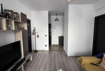 Apartament cu 3 camere semidecomandat în Central - 1