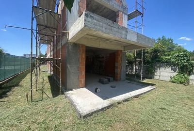 Casă cu 5 camere cu Teren 671 Mp în Sisești - 8
