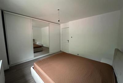 Apartament cu 3 camere decomandat, mobilat în Central - 16