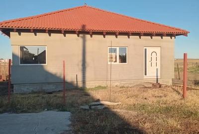 Casă cu 4 camere în Becicherecu Mic - 8