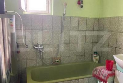 Casă cu 6 camere cu Teren 1000 Mp în Central - 1