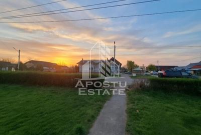 Casă cu 6 camere cu Canalizare în Pesac