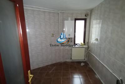 Apartament 3 camere etaj 4, cu pod, zona centrala Piatra Neamt - 8